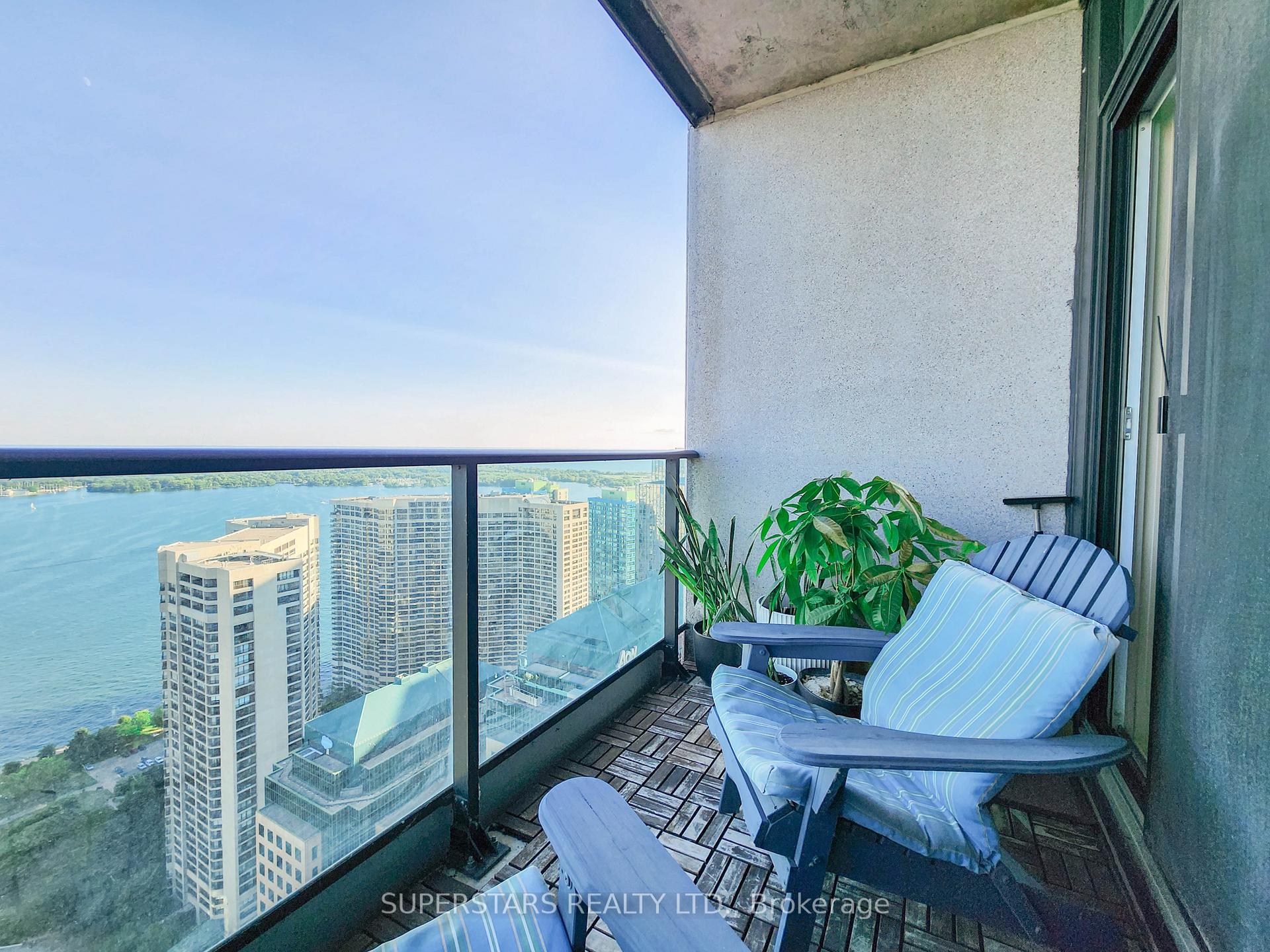 Photo 7 of Unit 4711, 33 Bay Street, Toronto, Waterfront Communities — HOMEH