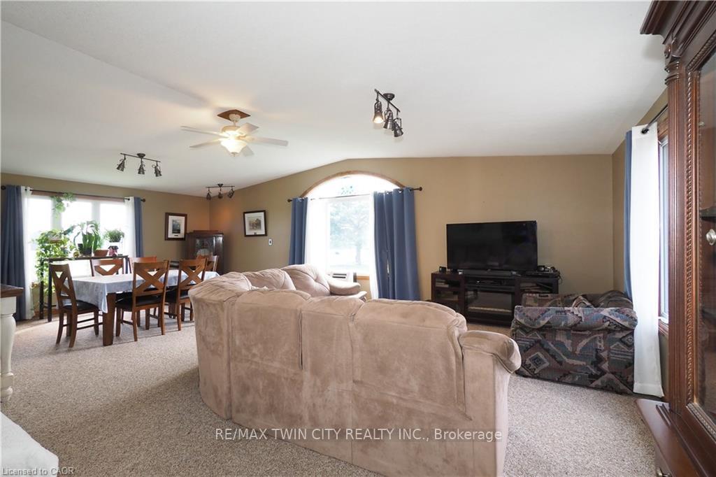 Photo 10 of 86481 Clyde Line, R.R.#2, Morris Turnberry, Morris — HOMEH