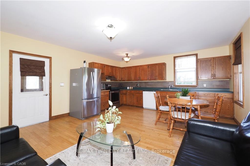 Photo 22 of 86481 Clyde Line, R.R.#2, Morris Turnberry, Morris — HOMEH