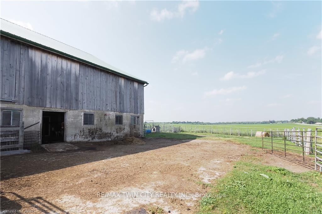 Photo 43 of 86481 Clyde Line, R.R.#2, Morris Turnberry, Morris — HOMEH