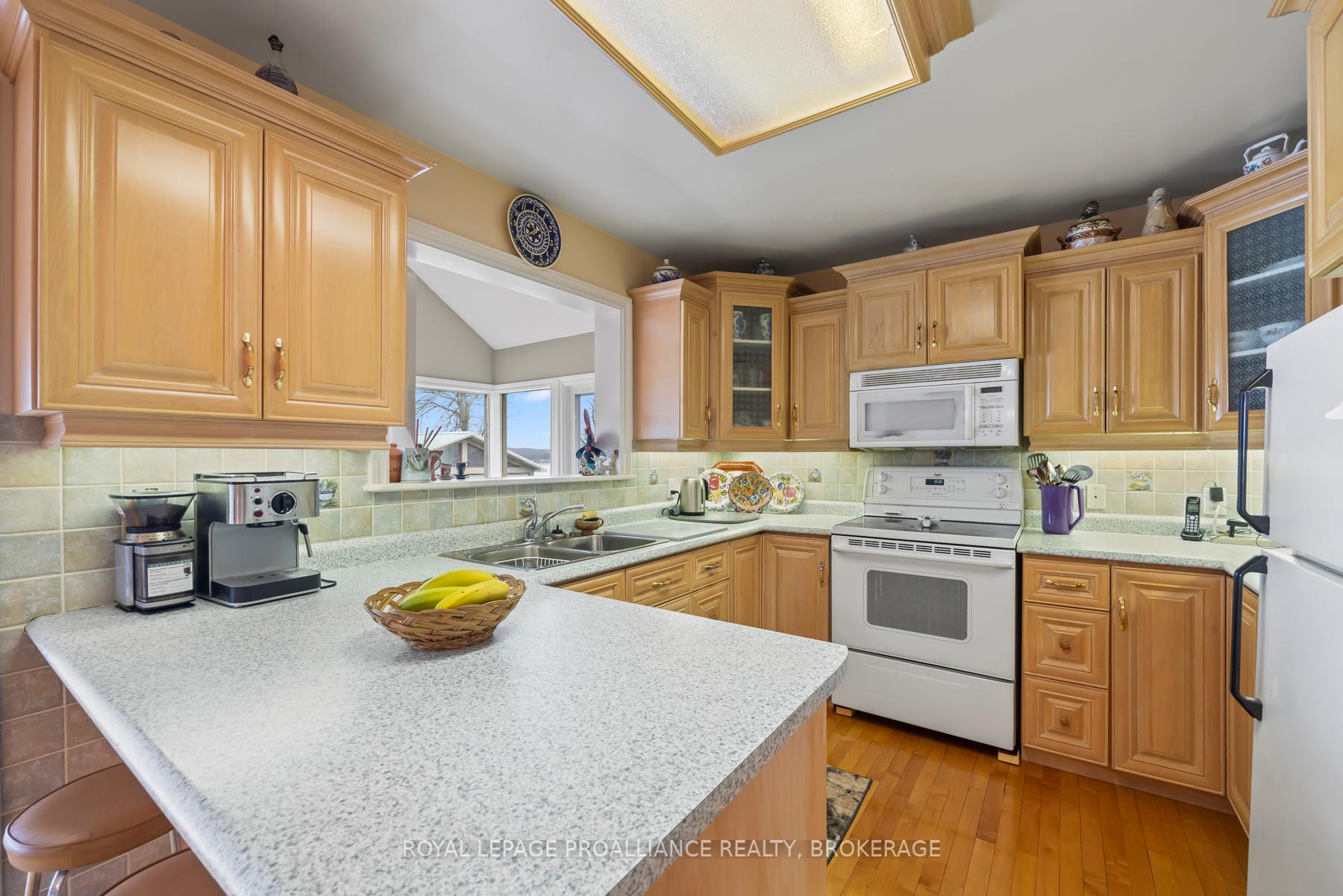 Photo 37 of 1 Leavis Shores, Frontenac Islands, The Islands — HOMEH