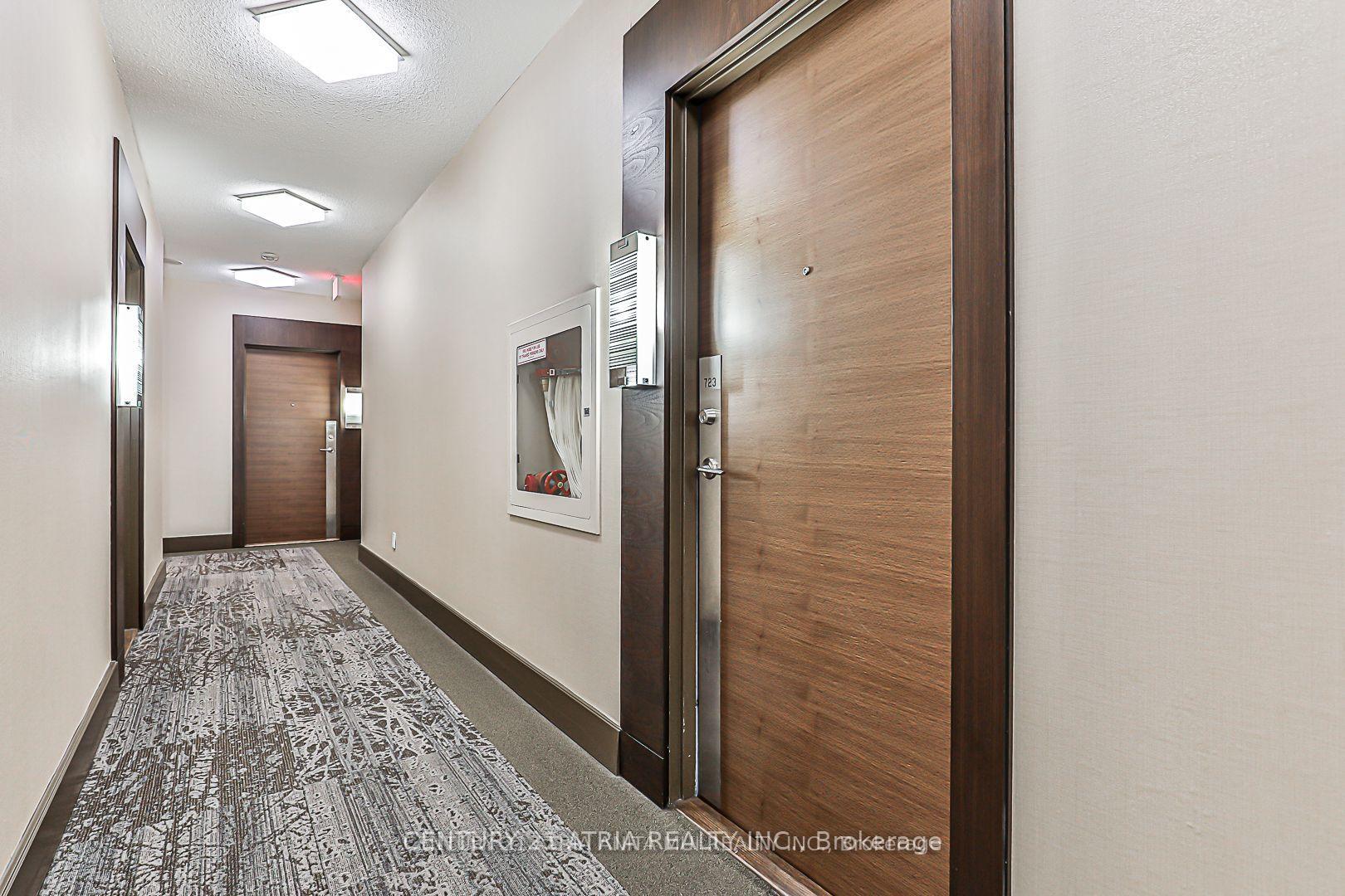 Photo 4 of Unit 723, 35 Brian Peck Crescent, Toronto, Thorncliffe Park — HOMEH