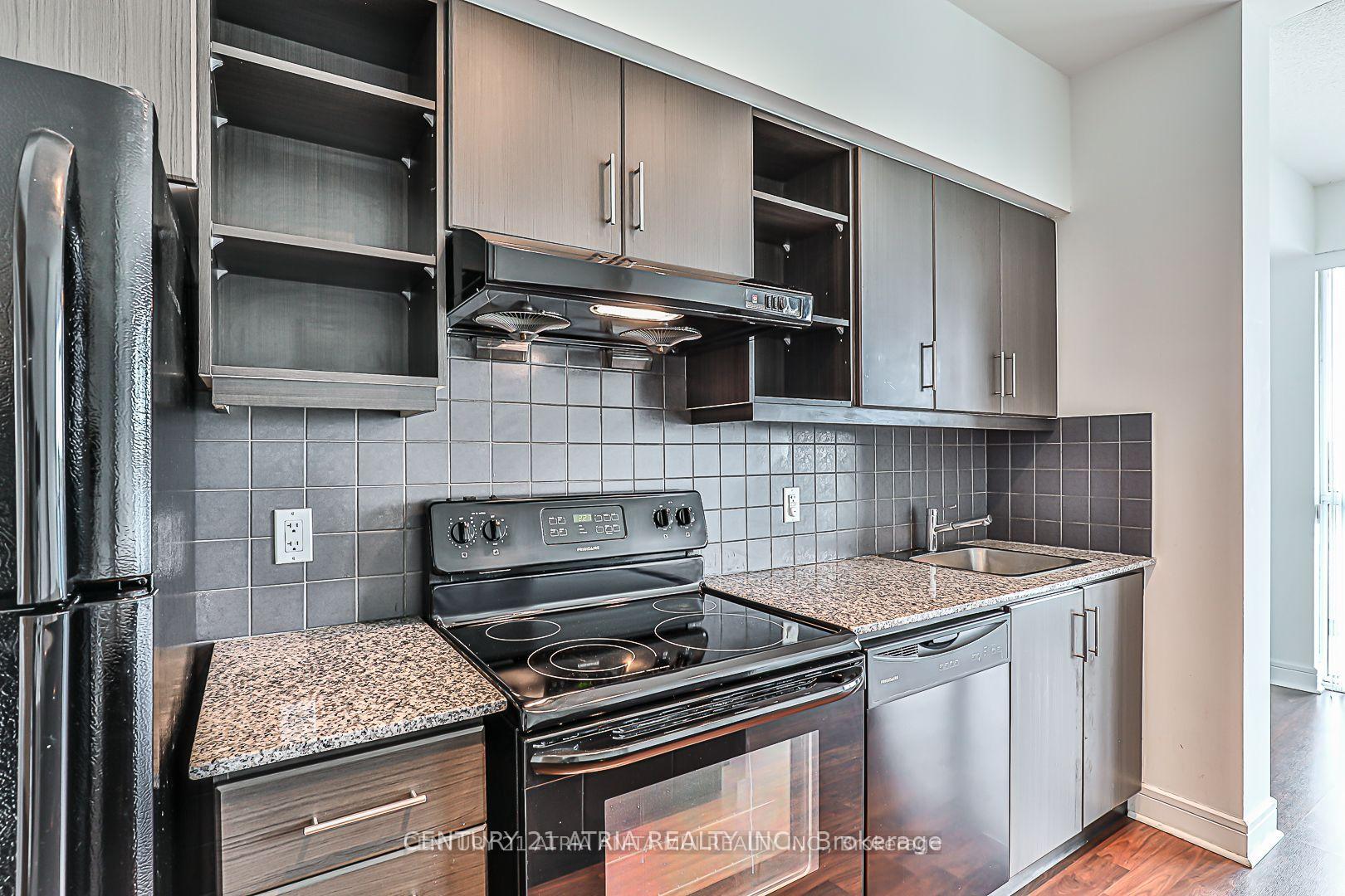 Photo 9 of Unit 723, 35 Brian Peck Crescent, Toronto, Thorncliffe Park — HOMEH