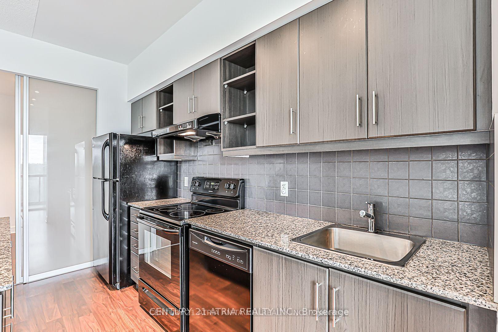 Photo 10 of Unit 723, 35 Brian Peck Crescent, Toronto, Thorncliffe Park — HOMEH