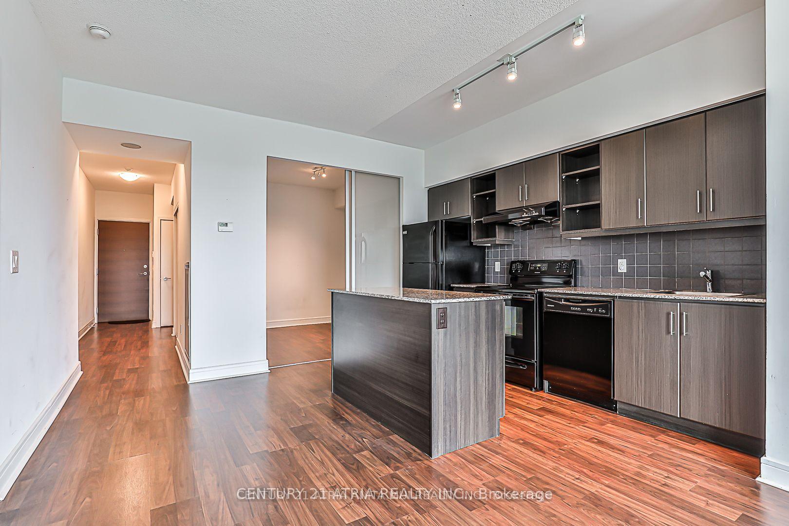Photo 12 of Unit 723, 35 Brian Peck Crescent, Toronto, Thorncliffe Park — HOMEH