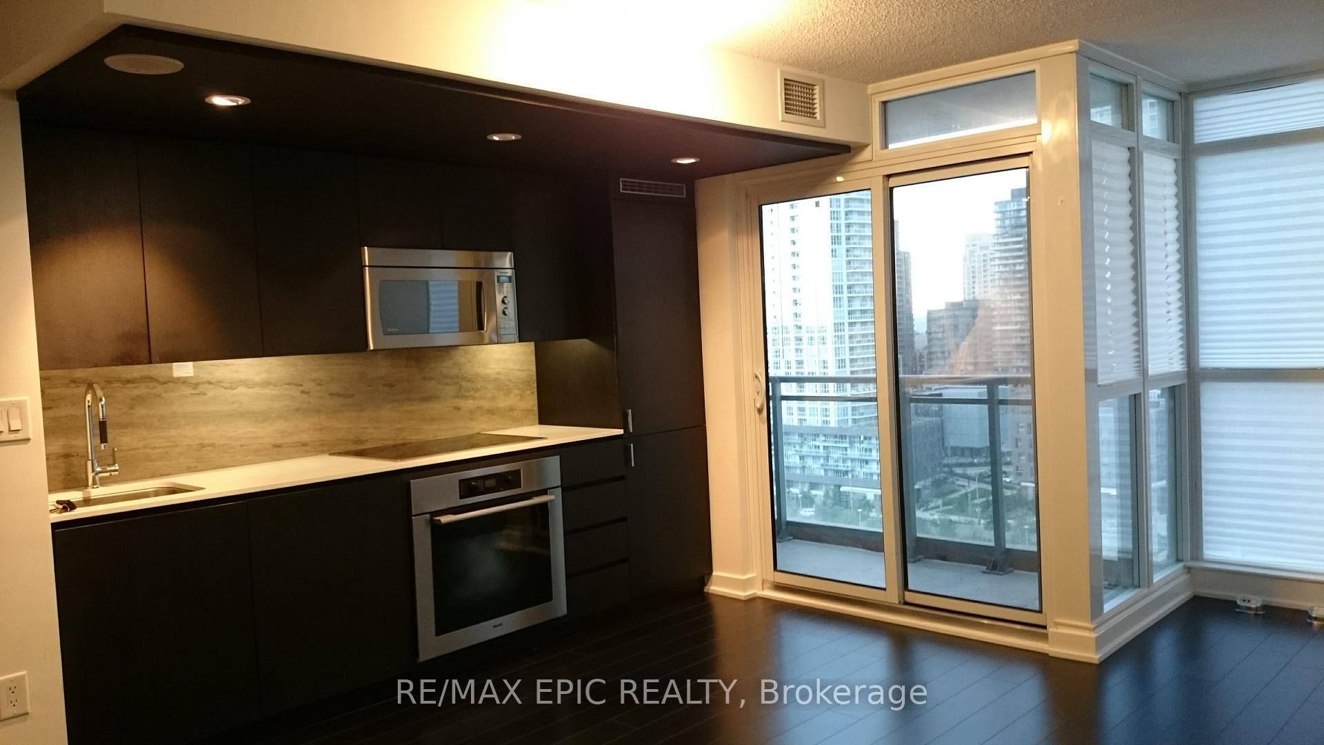 Photo 9 of Unit 1610, 10 Capreol Court, Toronto, Waterfront Communities — HOMEH