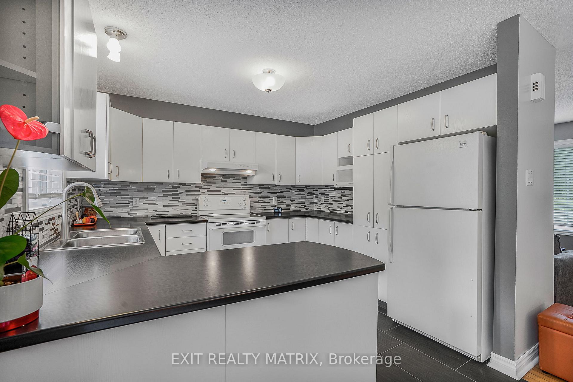 Photo 12 of 534 De La Bergerie Road, Champlain, L'Orignal — HOMEH