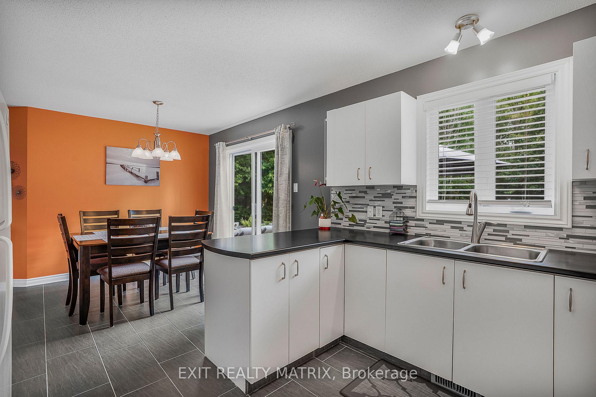 Photo 13 of 534 De La Bergerie Road, Champlain, L'Orignal — HOMEH