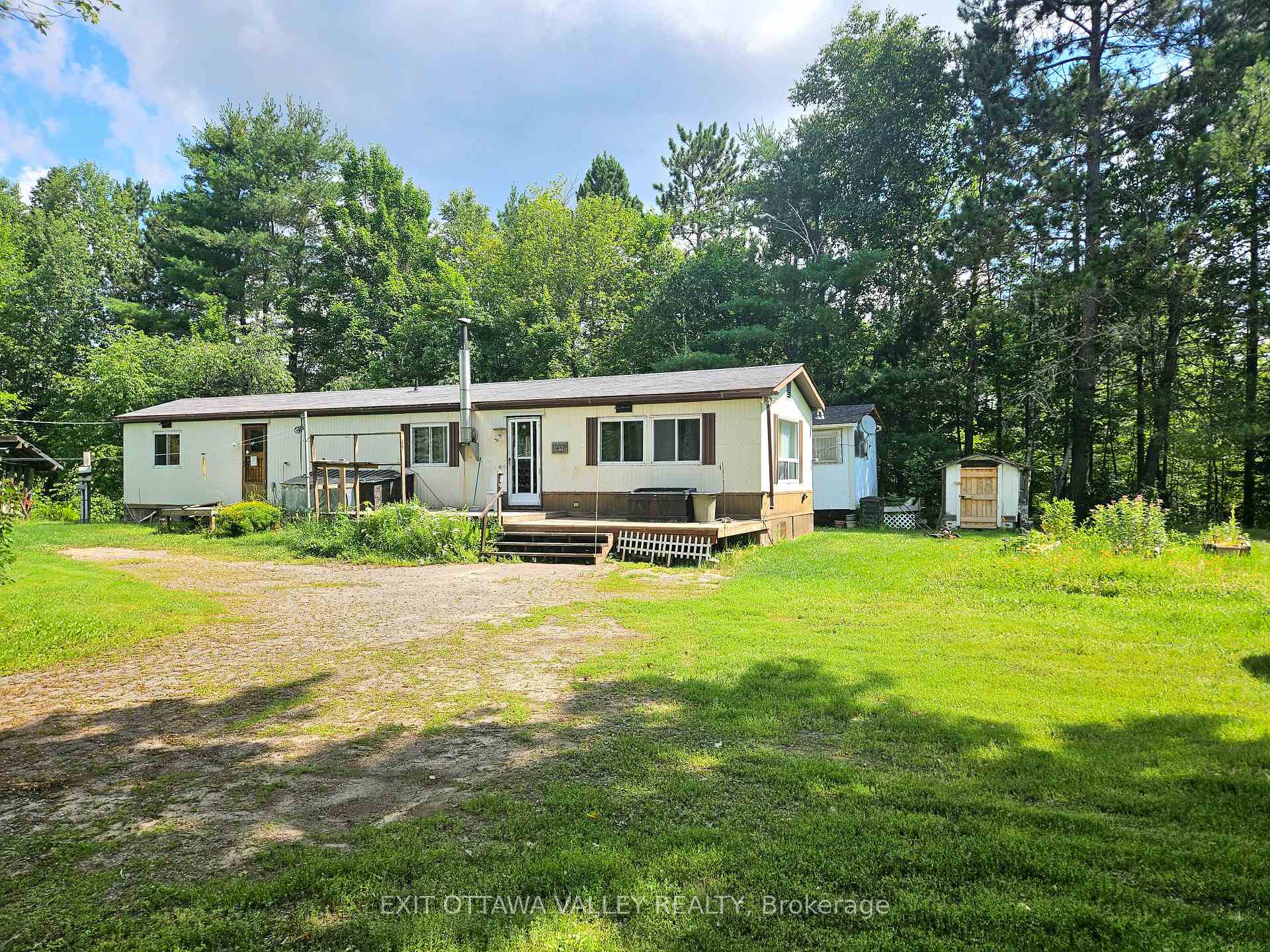 Photo 2 of 40496 17 Highway, Head, Clara and Maria, Head Twp — HOMEH