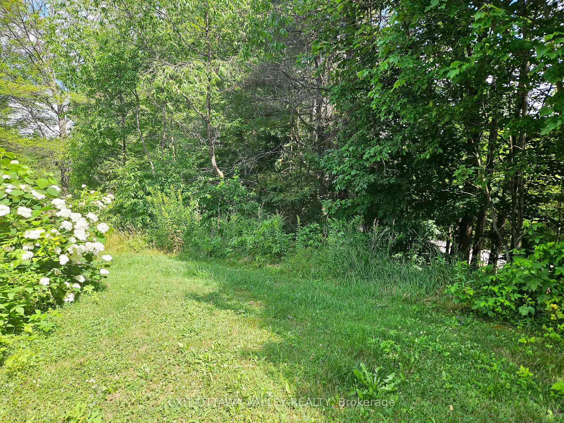 Photo 44 of 40496 17 Highway, Head, Clara and Maria, Head Twp — HOMEH