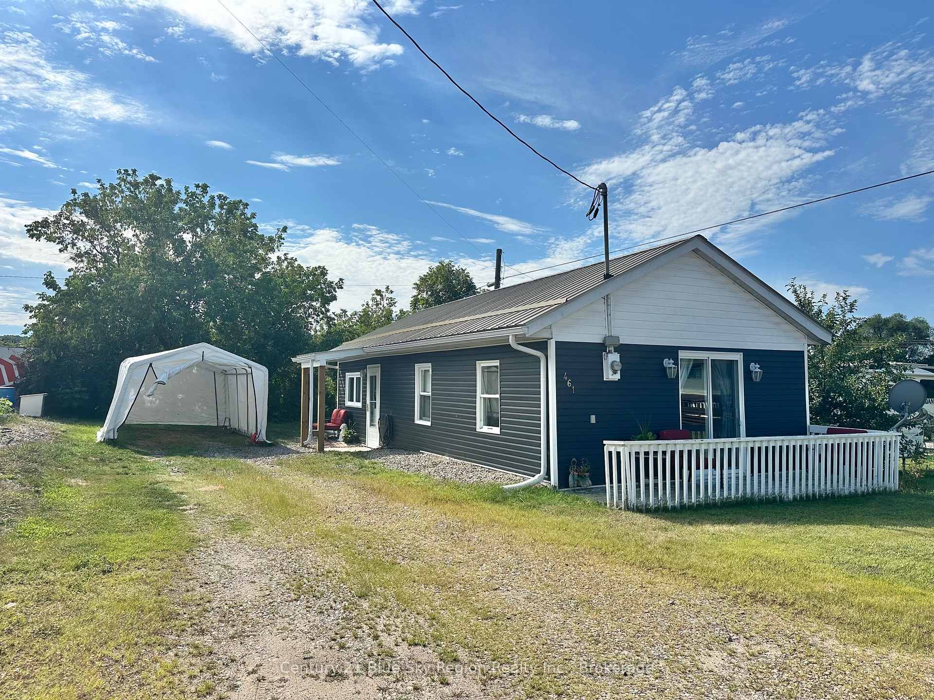 Photo 9 of 461 McKenzie Street, Mattawa — HOMEH