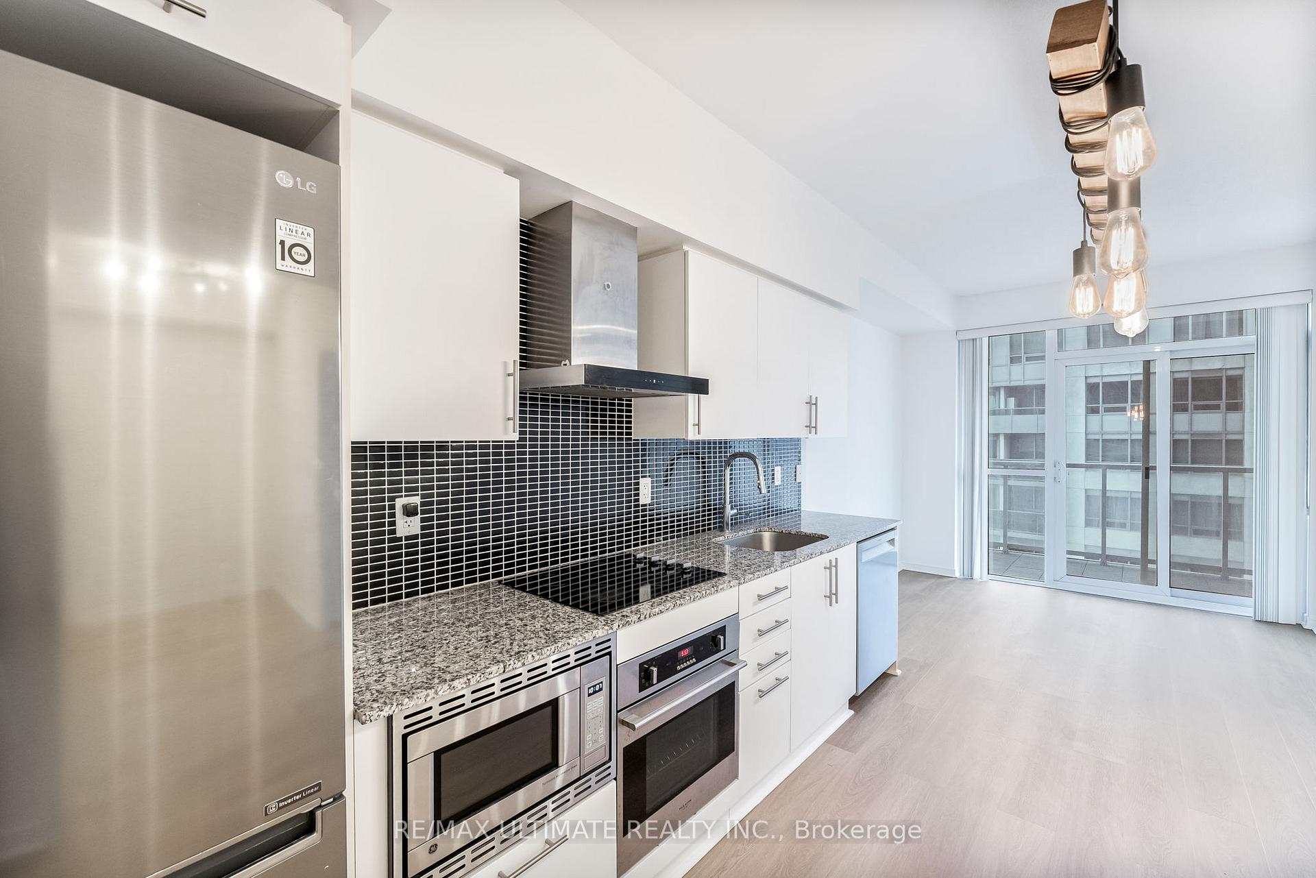 Photo 10 of Unit 1718, 352 Front Street W, Toronto, Waterfront Communities — HOMEH