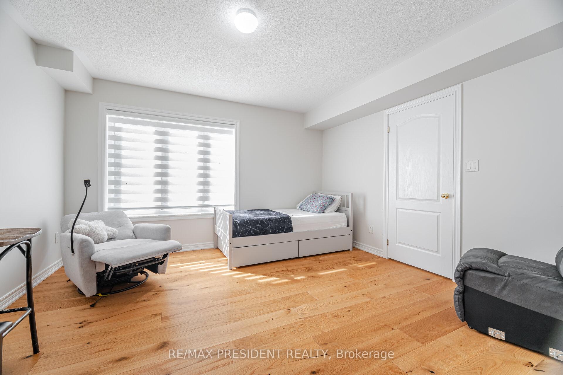 Photo 13 of 14 Tollgate Street, Brampton, Heart Lake East — HOMEH
