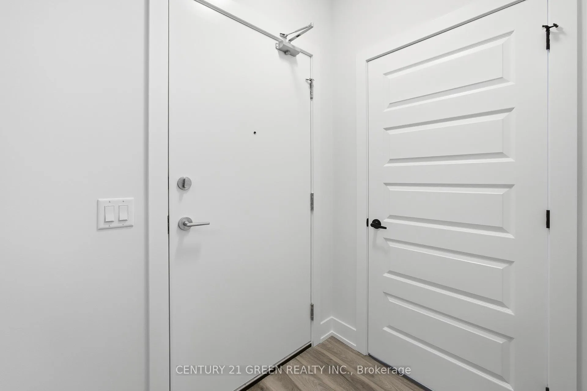 Photo 6 of Unit 416, 1100 Lackner Place, Kitchener — HOMEH