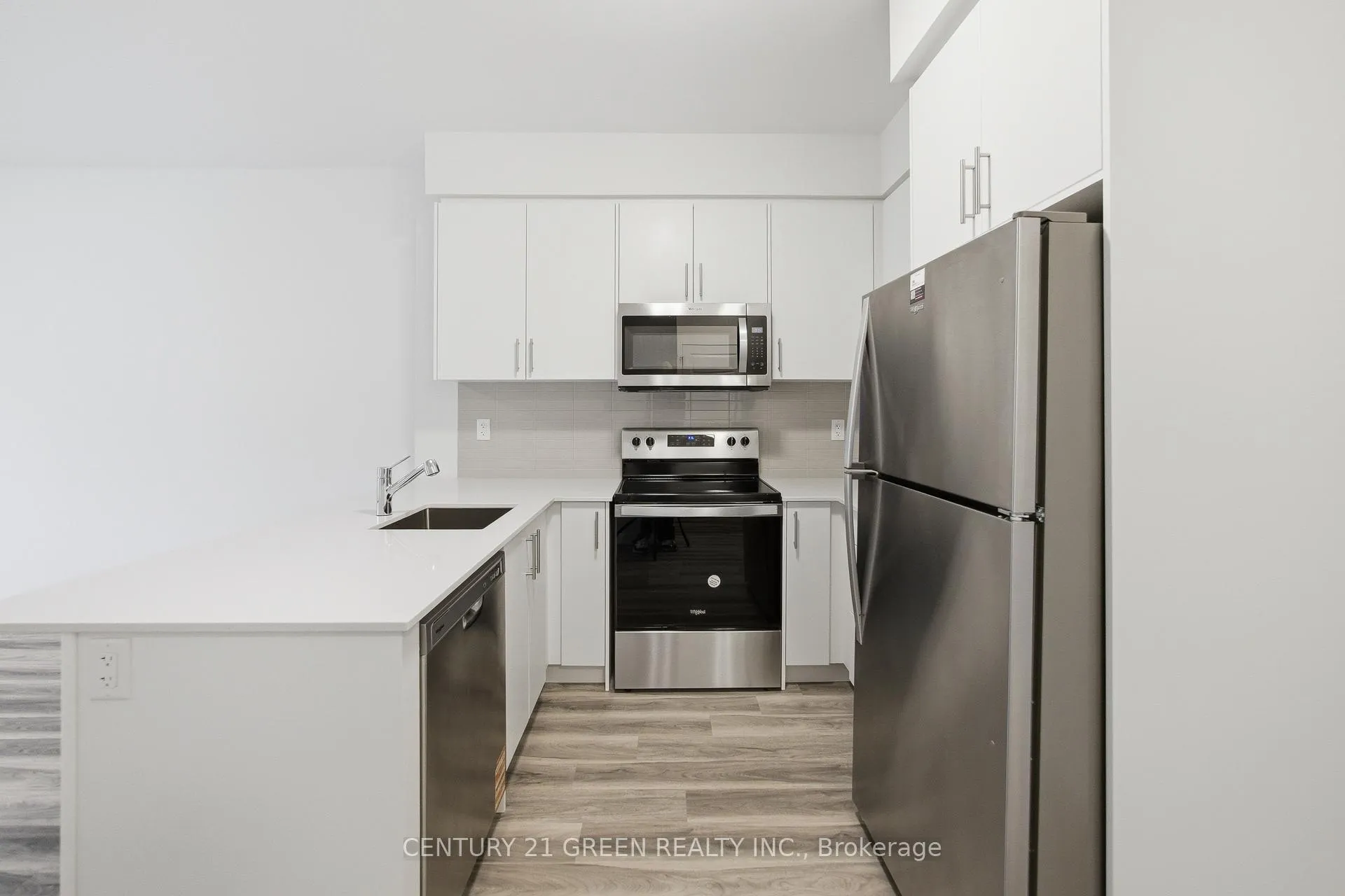 Photo 8 of Unit 416, 1100 Lackner Place, Kitchener — HOMEH