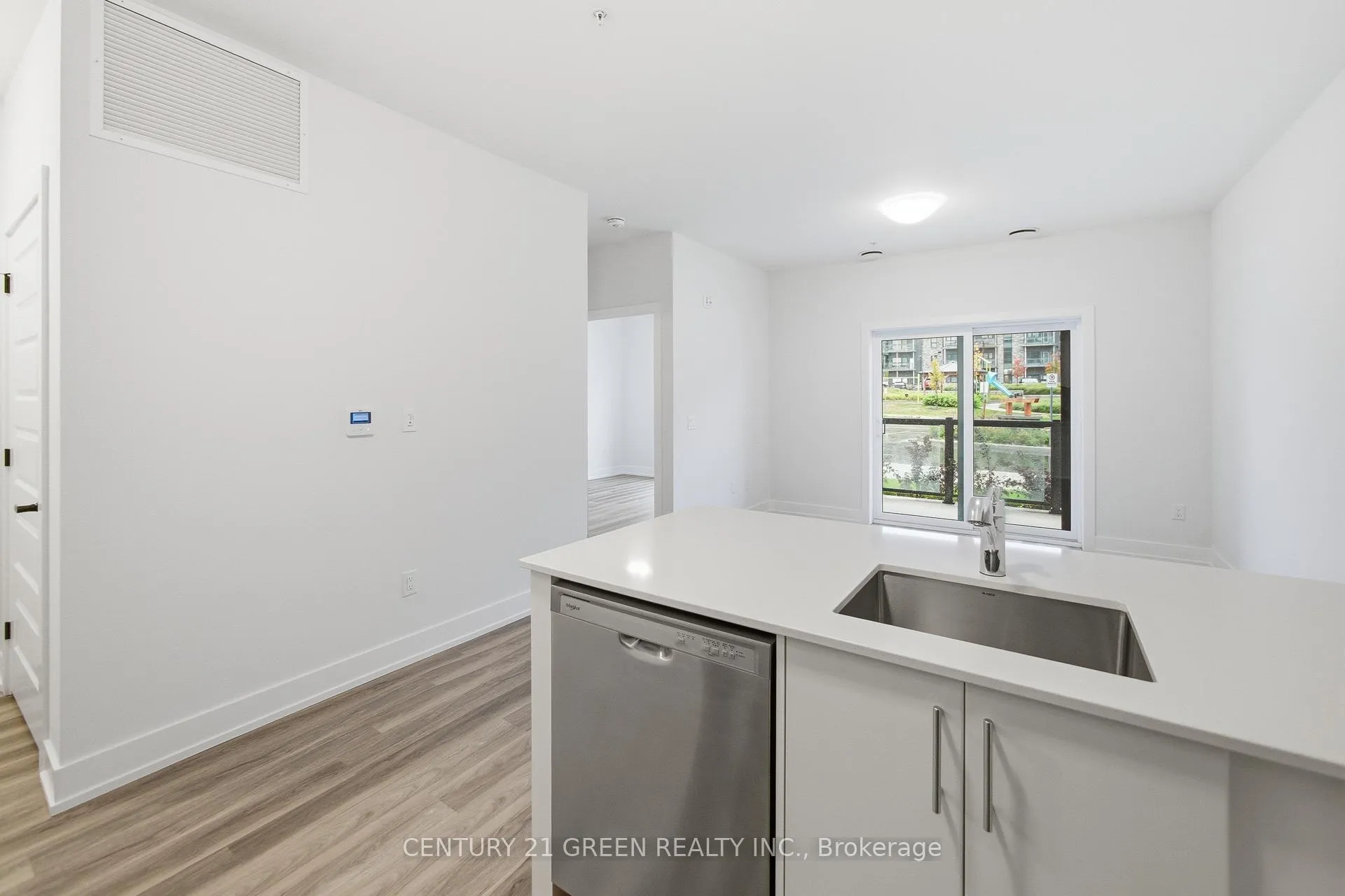 Photo 14 of Unit 416, 1100 Lackner Place, Kitchener — HOMEH