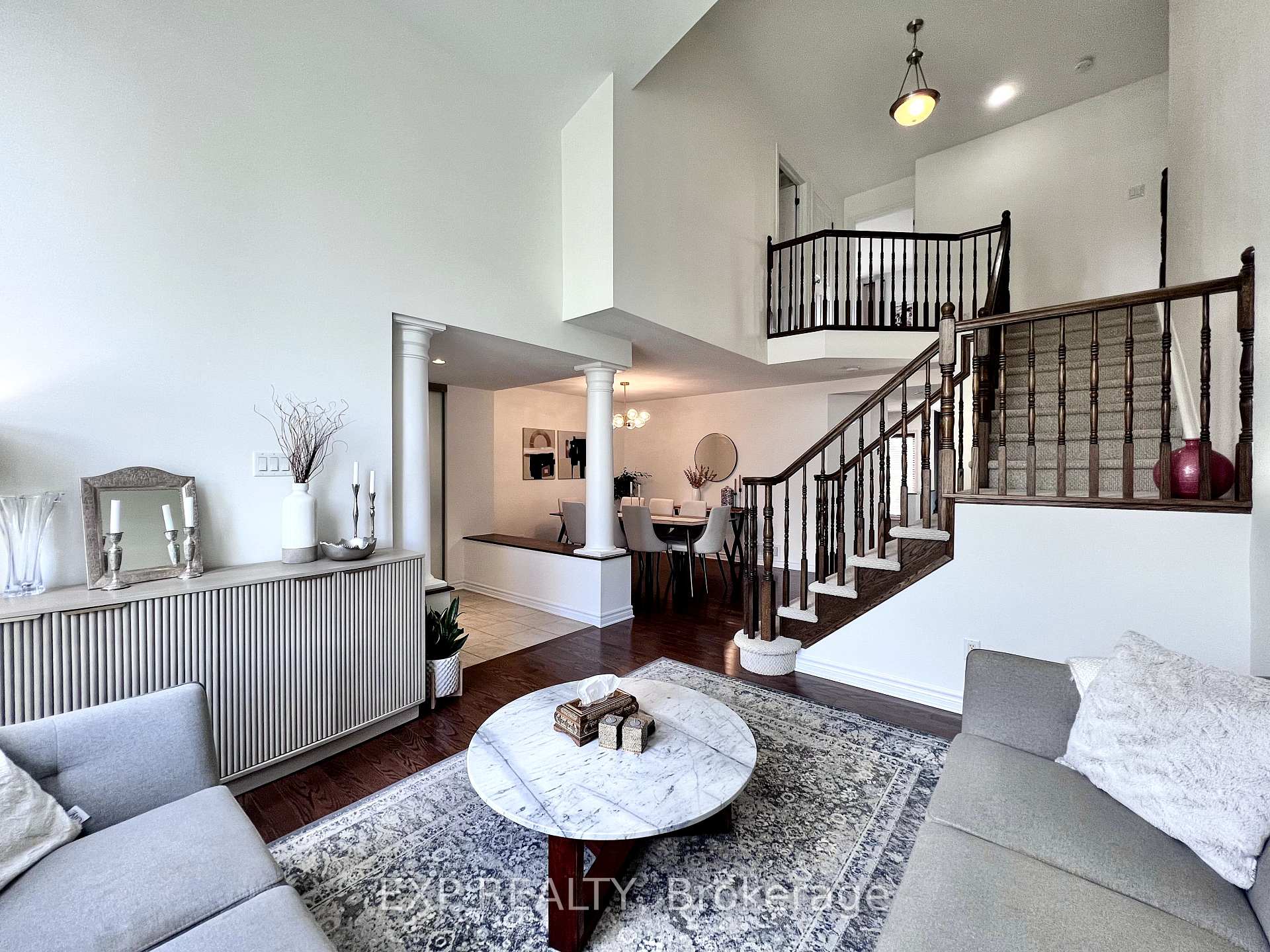 Photo 5 of 700 Beatrice Drive, Ottawa, Barrhaven - Strandherd — HOMEH