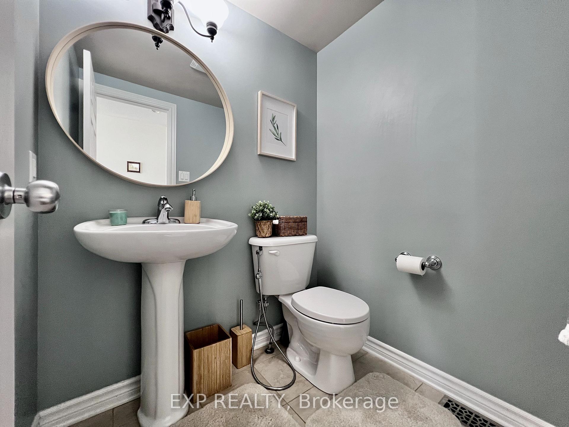 Photo 12 of 700 Beatrice Drive, Ottawa, Barrhaven - Strandherd — HOMEH