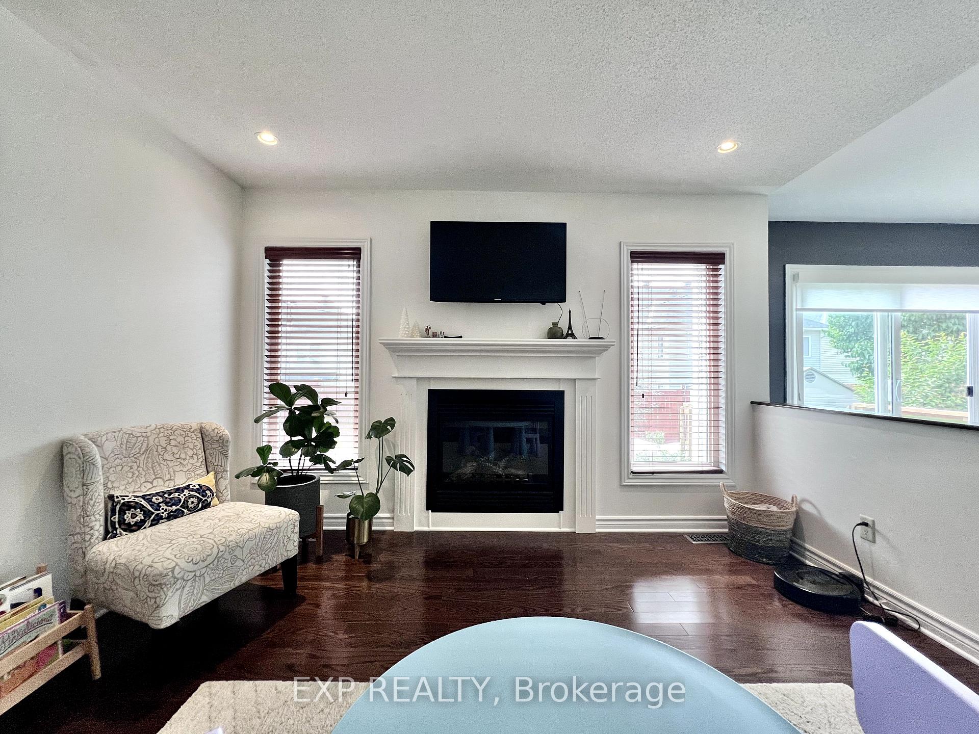 Photo 16 of 700 Beatrice Drive, Ottawa, Barrhaven - Strandherd — HOMEH