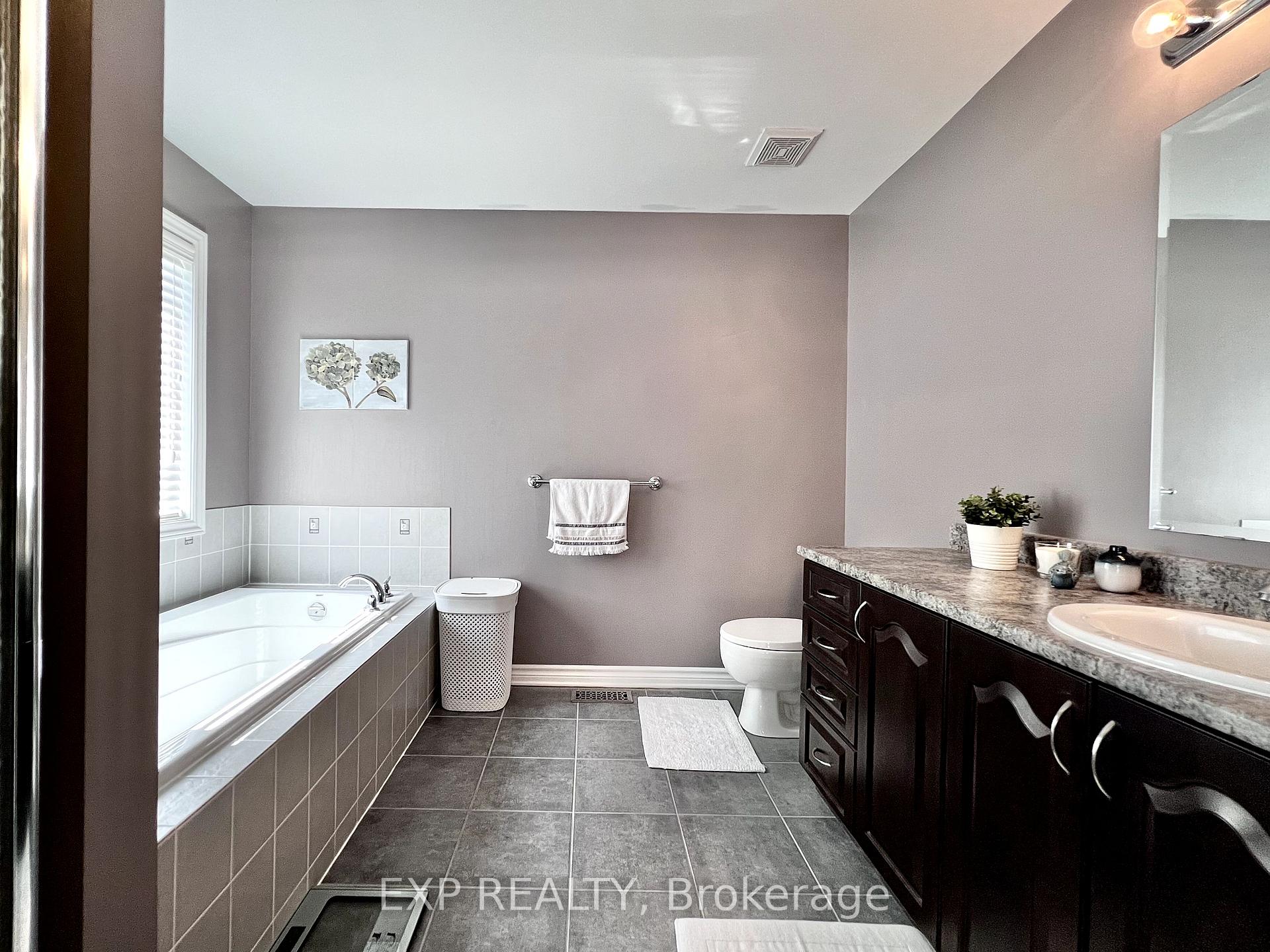 Photo 39 of 700 Beatrice Drive, Ottawa, Barrhaven - Strandherd — HOMEH