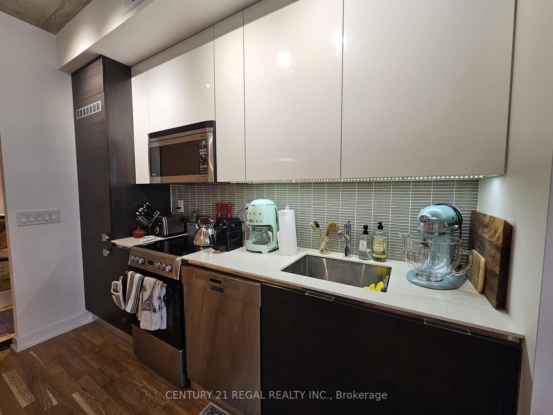 Photo 13 of Unit 310, 8 Dovercourt Road, Toronto, Little Portugal — HOMEH