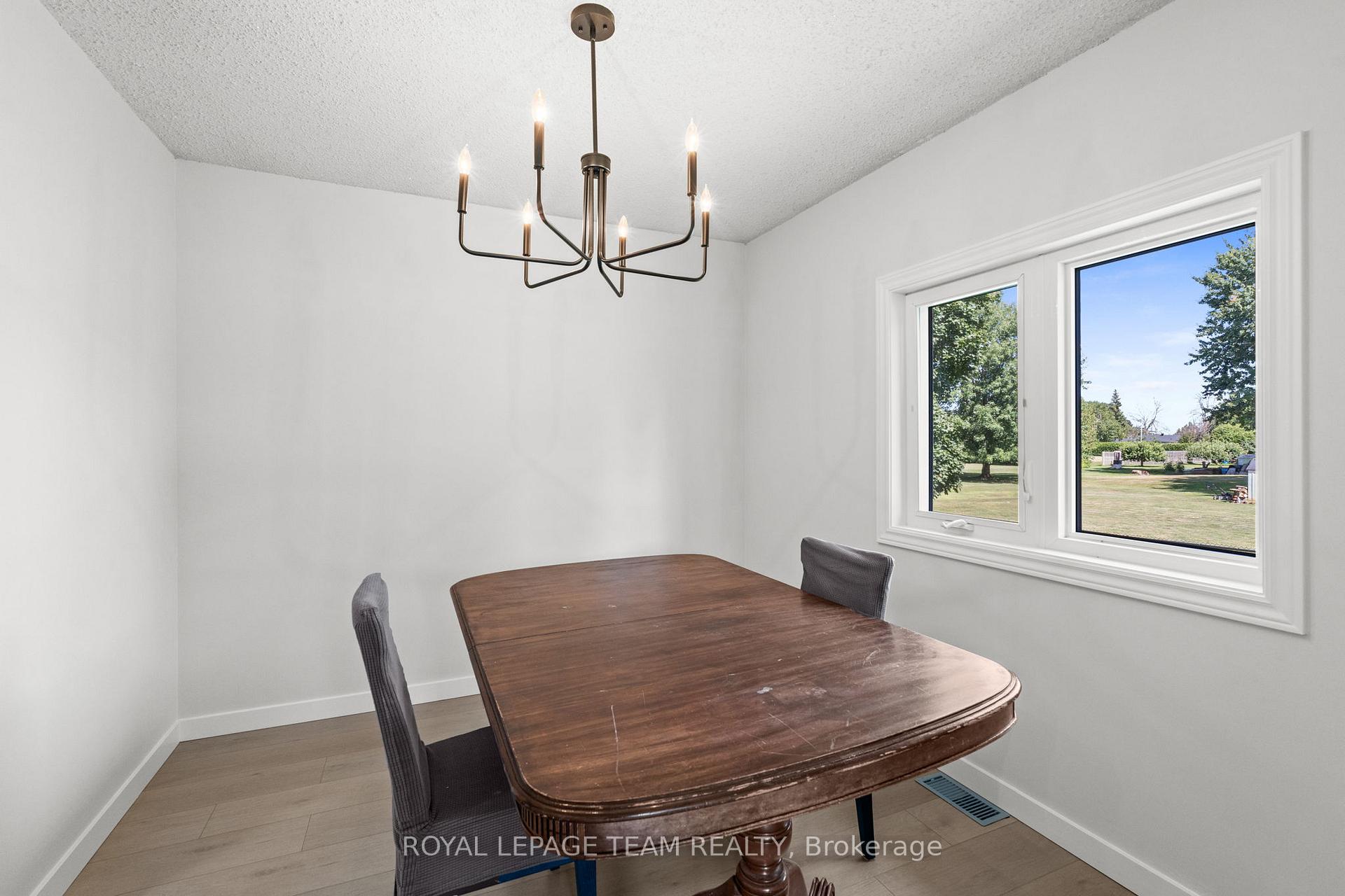 Photo 8 of 29 Elizabeth Street, Edwardsburgh/Cardinal, Edwardsburgh/Cardinal Twp — HOMEH