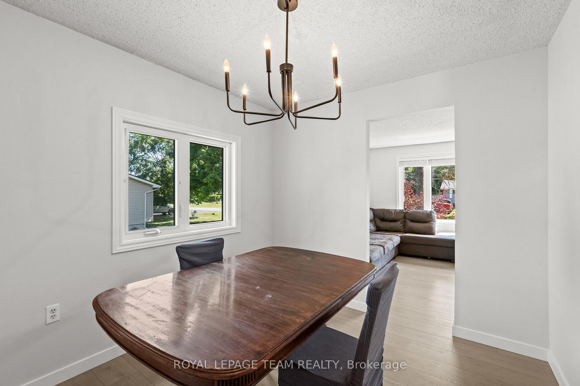Photo 9 of 29 Elizabeth Street, Edwardsburgh/Cardinal, Edwardsburgh/Cardinal Twp — HOMEH
