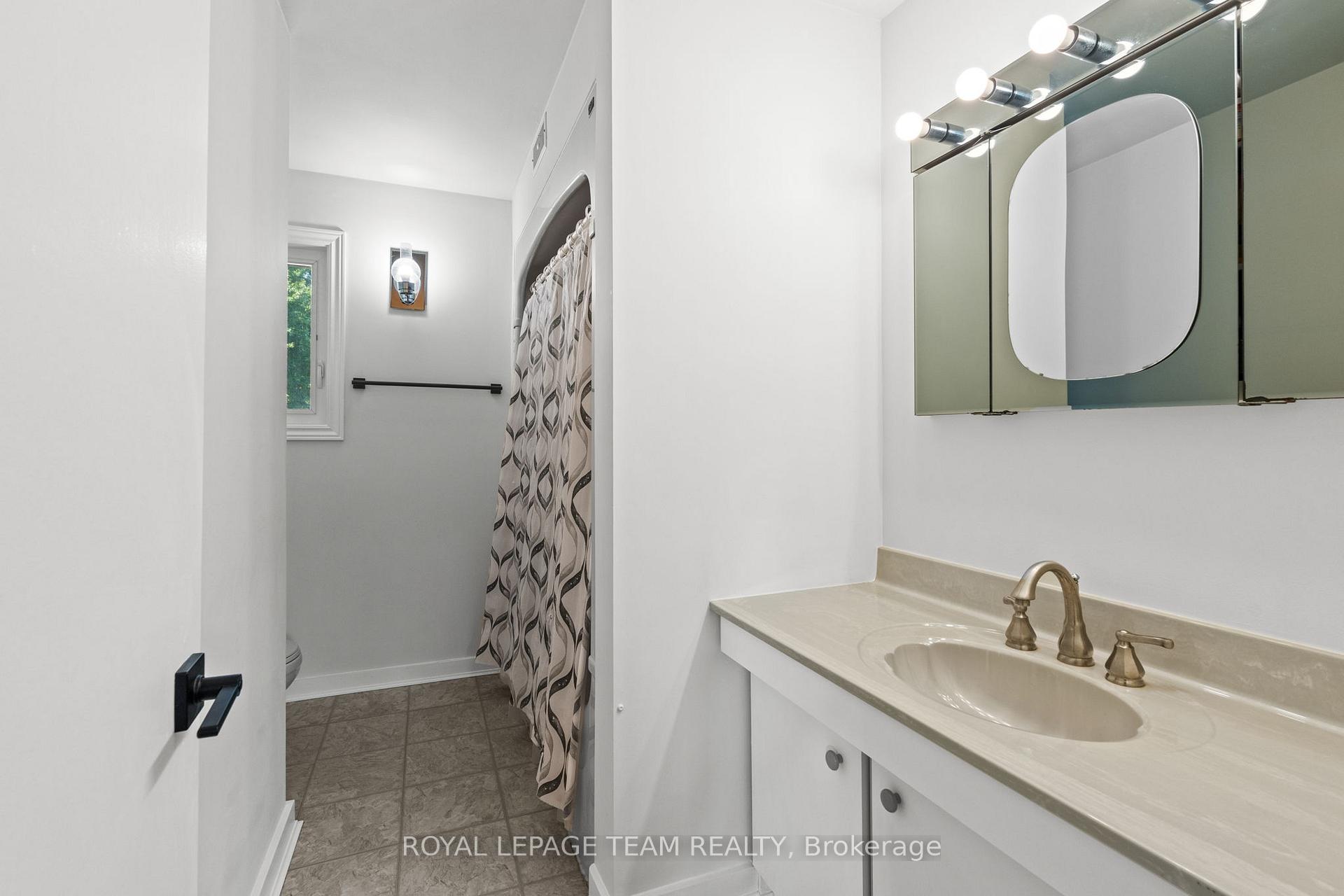 Photo 20 of 29 Elizabeth Street, Edwardsburgh/Cardinal, Edwardsburgh/Cardinal Twp — HOMEH
