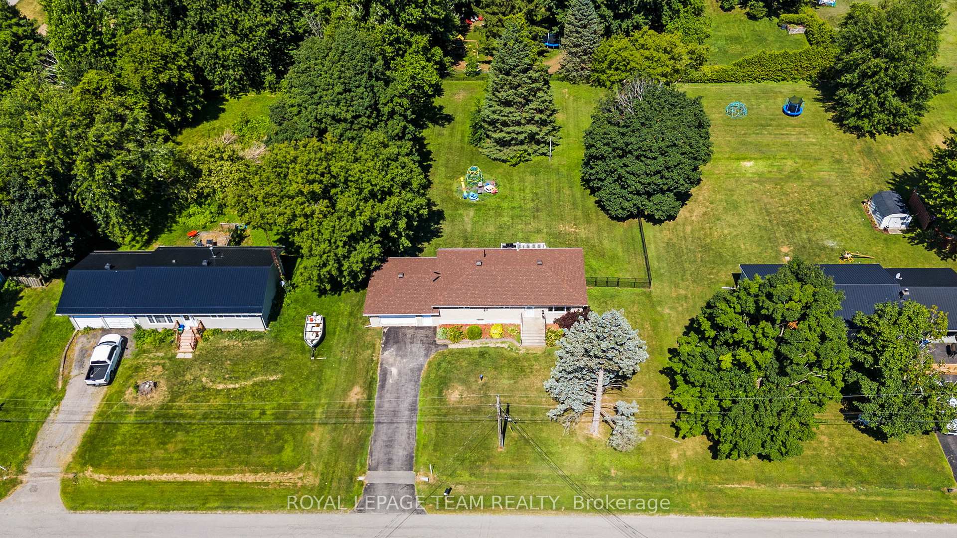 Photo 33 of 29 Elizabeth Street, Edwardsburgh/Cardinal, Edwardsburgh/Cardinal Twp — HOMEH