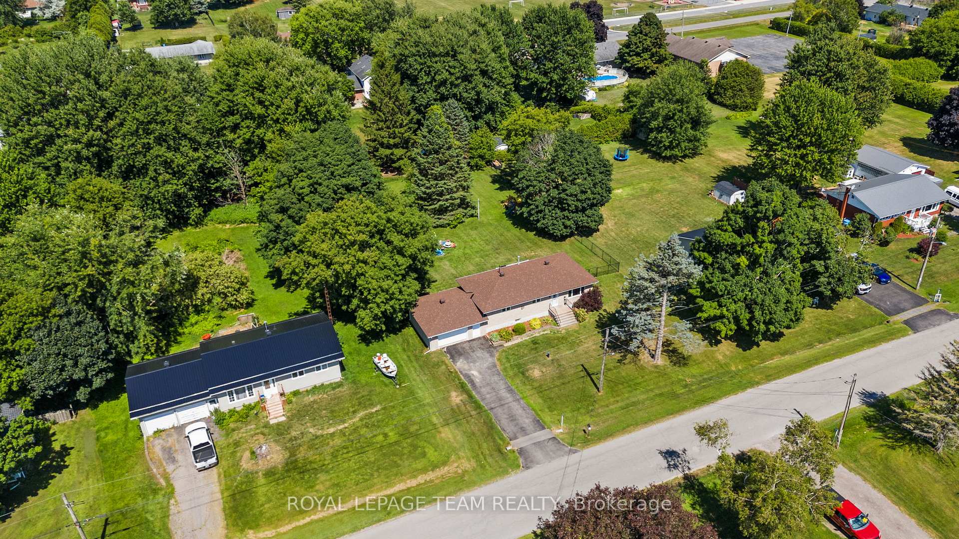 Photo 34 of 29 Elizabeth Street, Edwardsburgh/Cardinal, Edwardsburgh/Cardinal Twp — HOMEH
