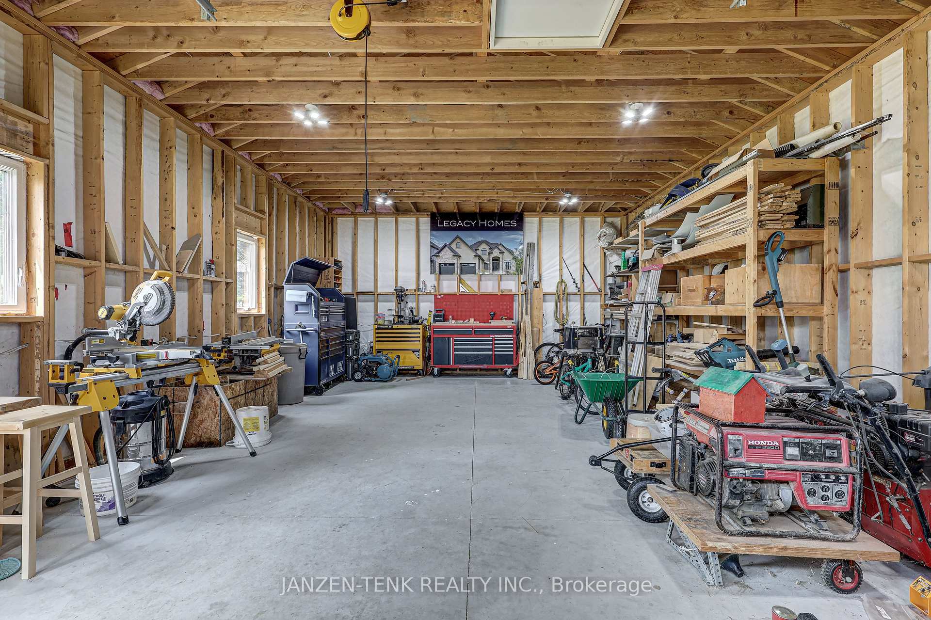 Photo 30 of 10408 Rogers Road, Malahide, Rural Malahide — HOMEH