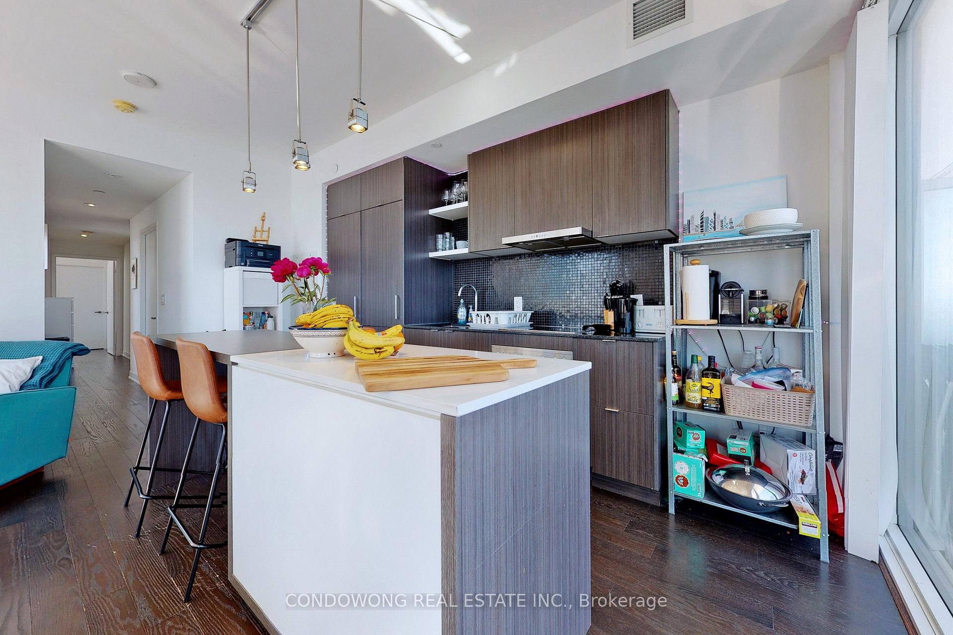 Photo 9 of Unit 6710, 88 Harbour Street, Toronto, Waterfront Communities — HOMEH
