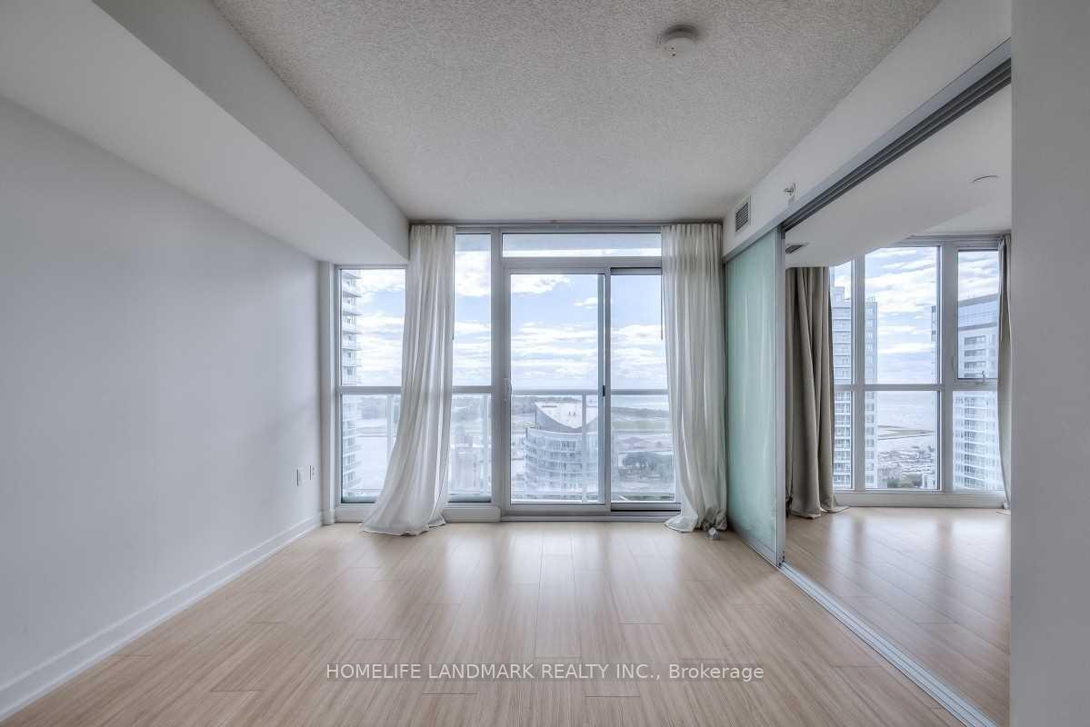 Photo 26 of Unit 3903, 85 Queens Wharf Road, Toronto, Waterfront Communities — HOMEH