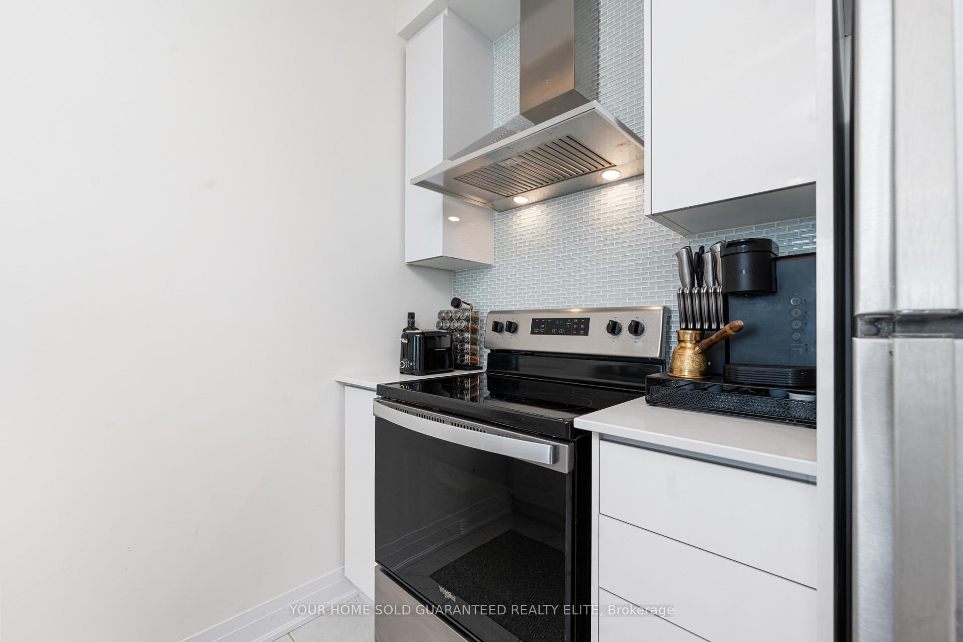 Photo 12 of Unit 811, 16 Concord Place, Grimsby, Grimsby Beach — HOMEH