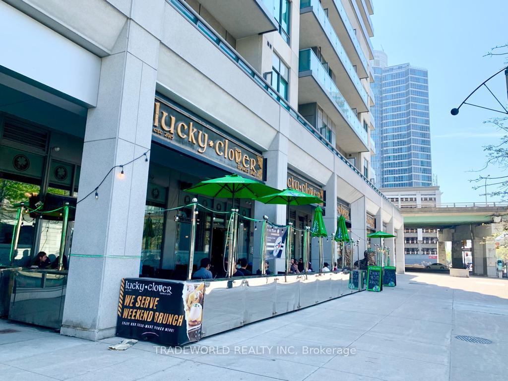 Photo 2 of Unit 325, 25 Lower Simcoe Street, Toronto, Waterfront Communities — HOMEH