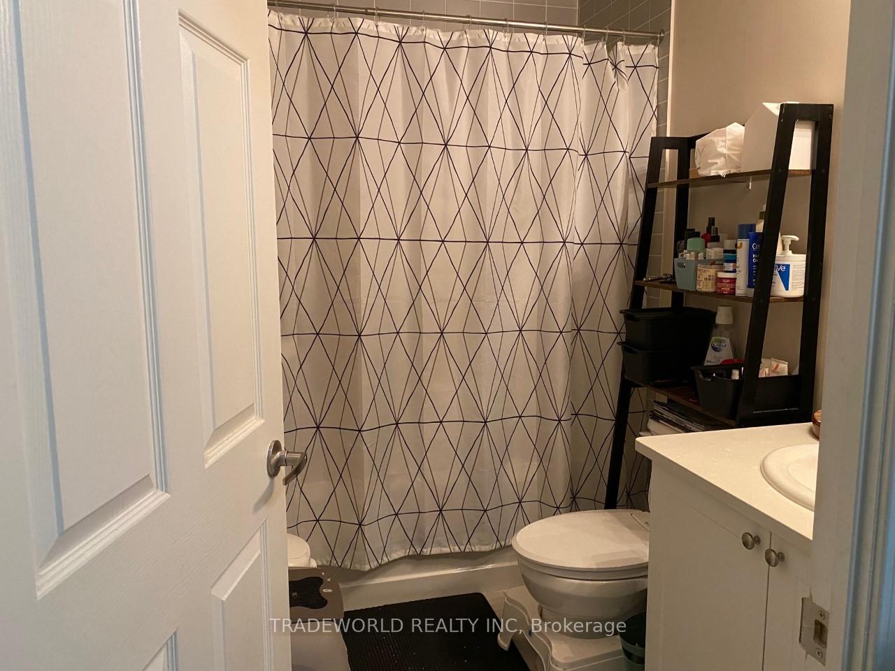 Photo 10 of Unit 325, 25 Lower Simcoe Street, Toronto, Waterfront Communities — HOMEH