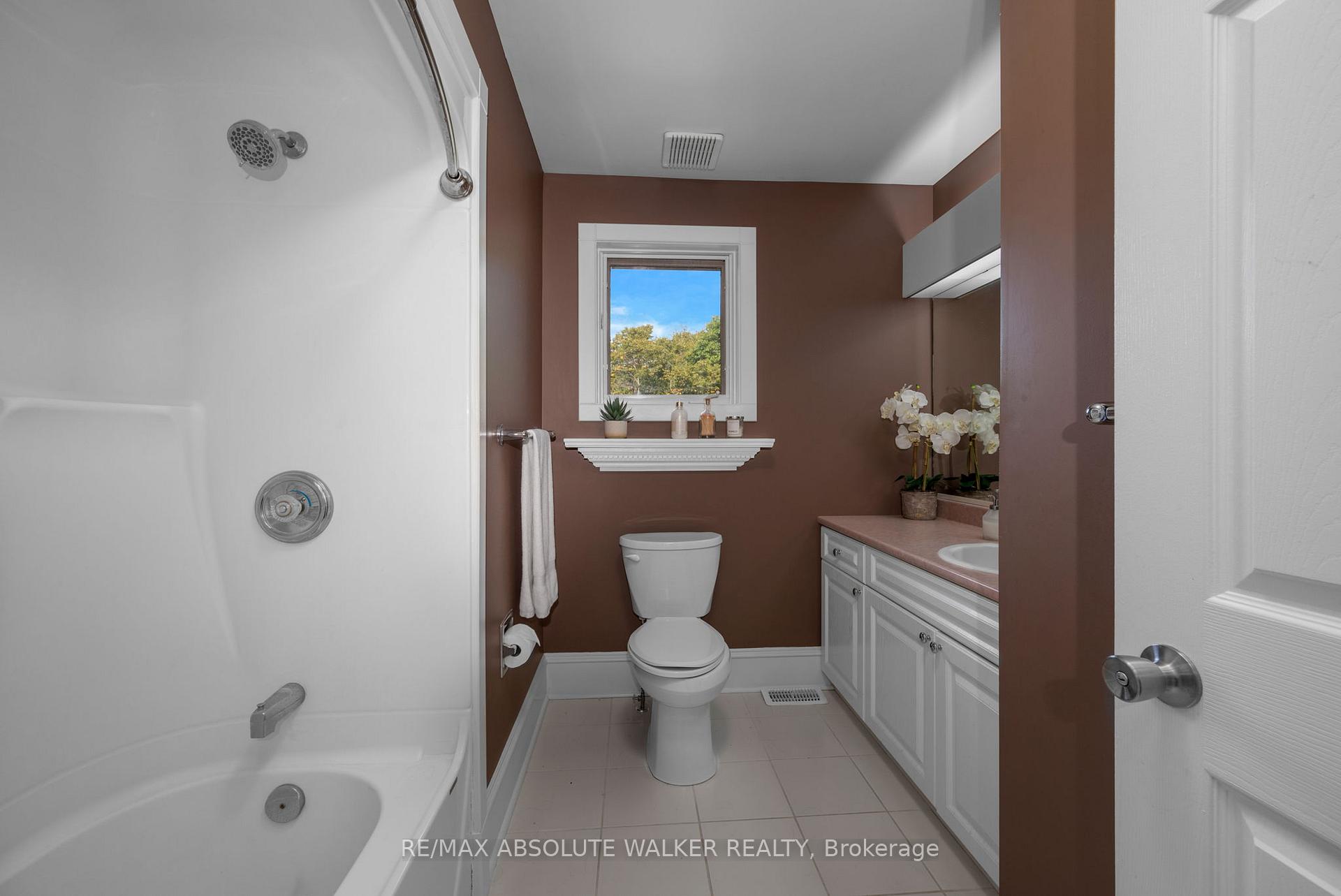 Photo 30 of 104 Margaret Anne Drive, Ottawa, Huntley Ward (South East) — HOMEH