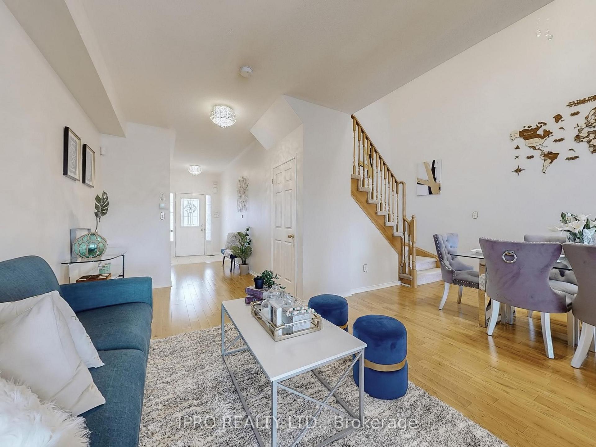 Photo 10 of 41 Michaelman Road, Ajax, South East — HOMEH