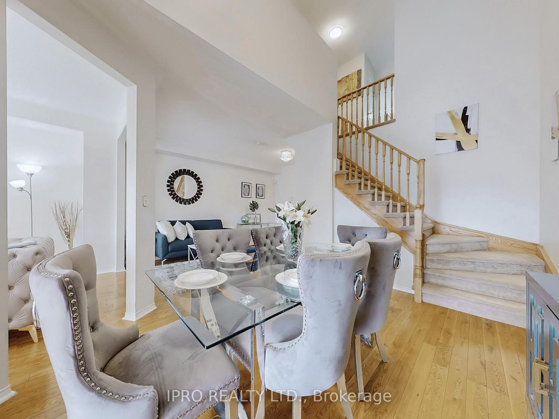 Photo 15 of 41 Michaelman Road, Ajax, South East — HOMEH