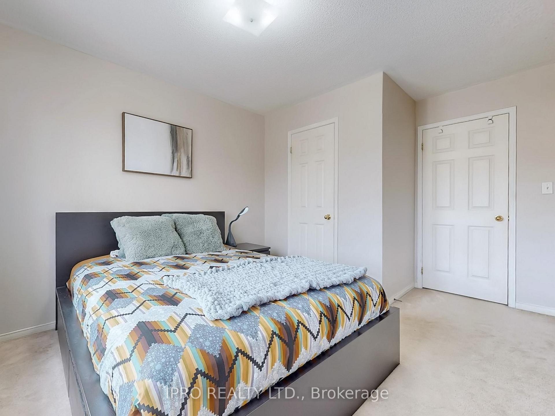 Photo 38 of 41 Michaelman Road, Ajax, South East — HOMEH
