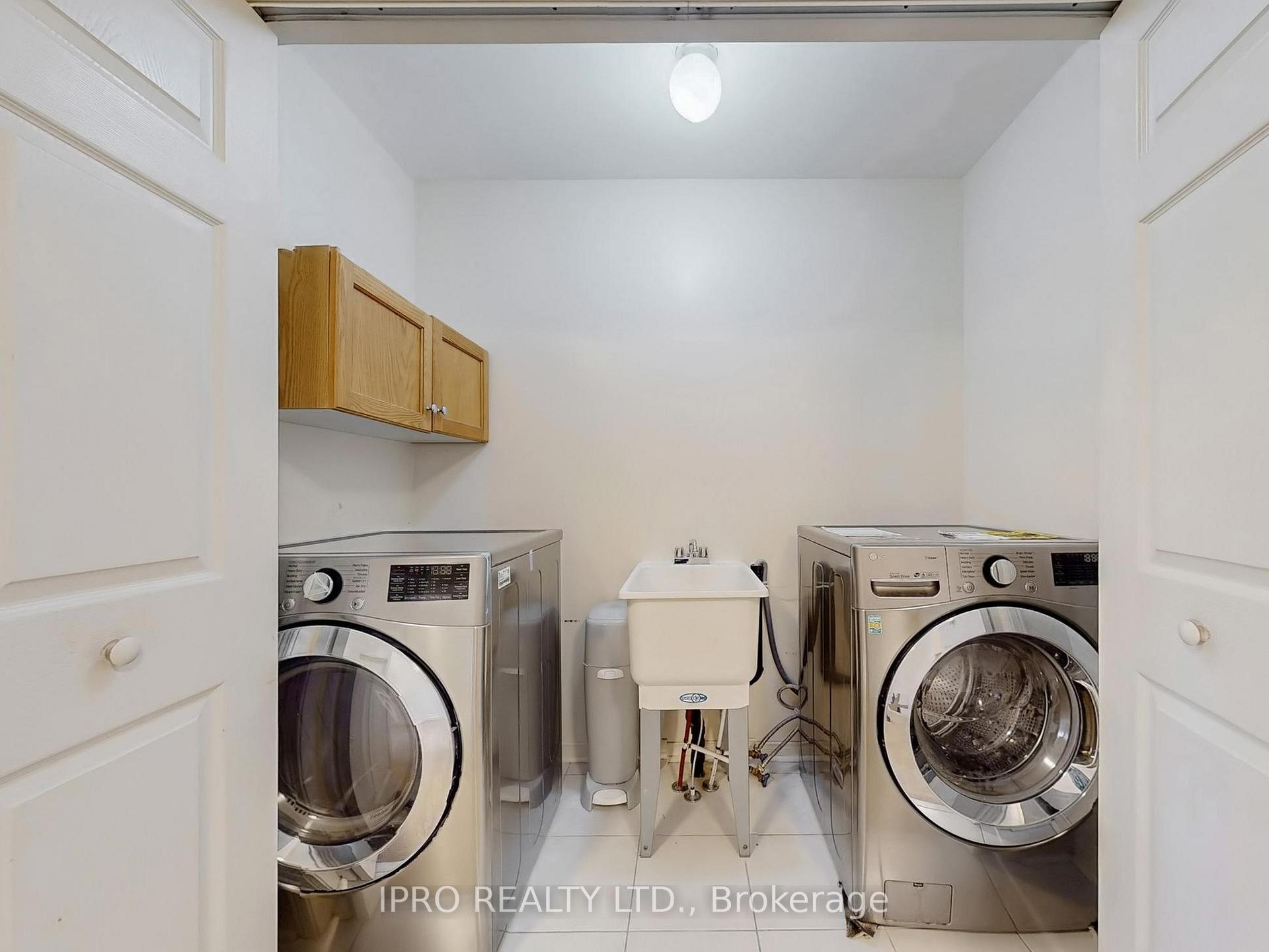 Photo 40 of 41 Michaelman Road, Ajax, South East — HOMEH