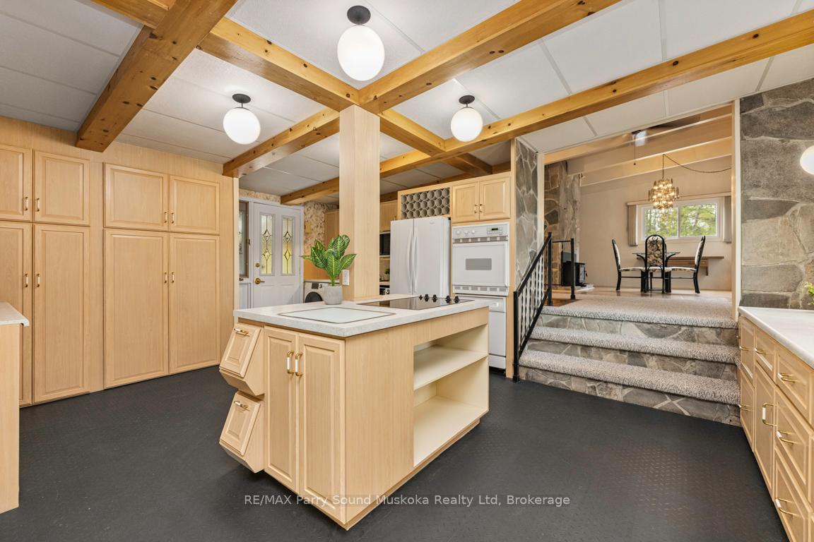 Photo 12 of 179 Manitou Drive, McKellar — HOMEH
