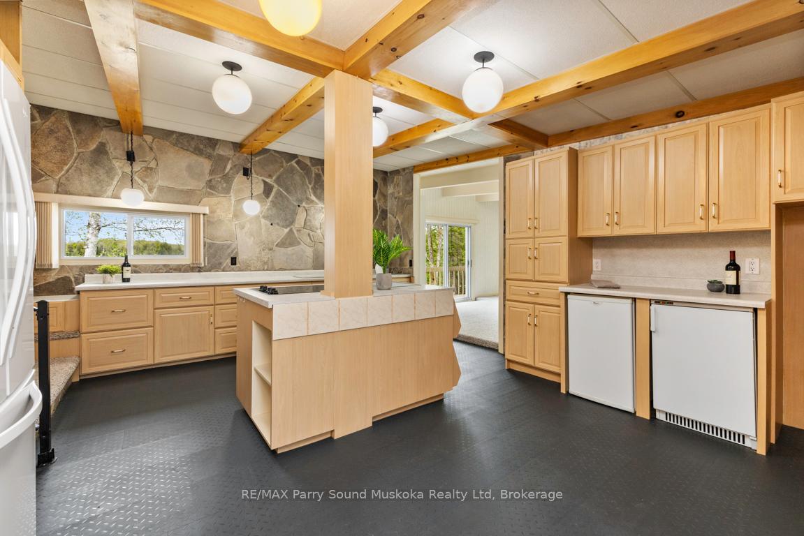 Photo 13 of 179 Manitou Drive, McKellar — HOMEH
