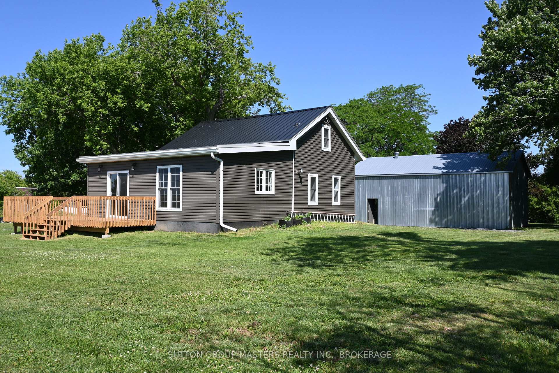 Photo 1 of 5175 Front Road, Frontenac Islands, The Islands — HOMEH