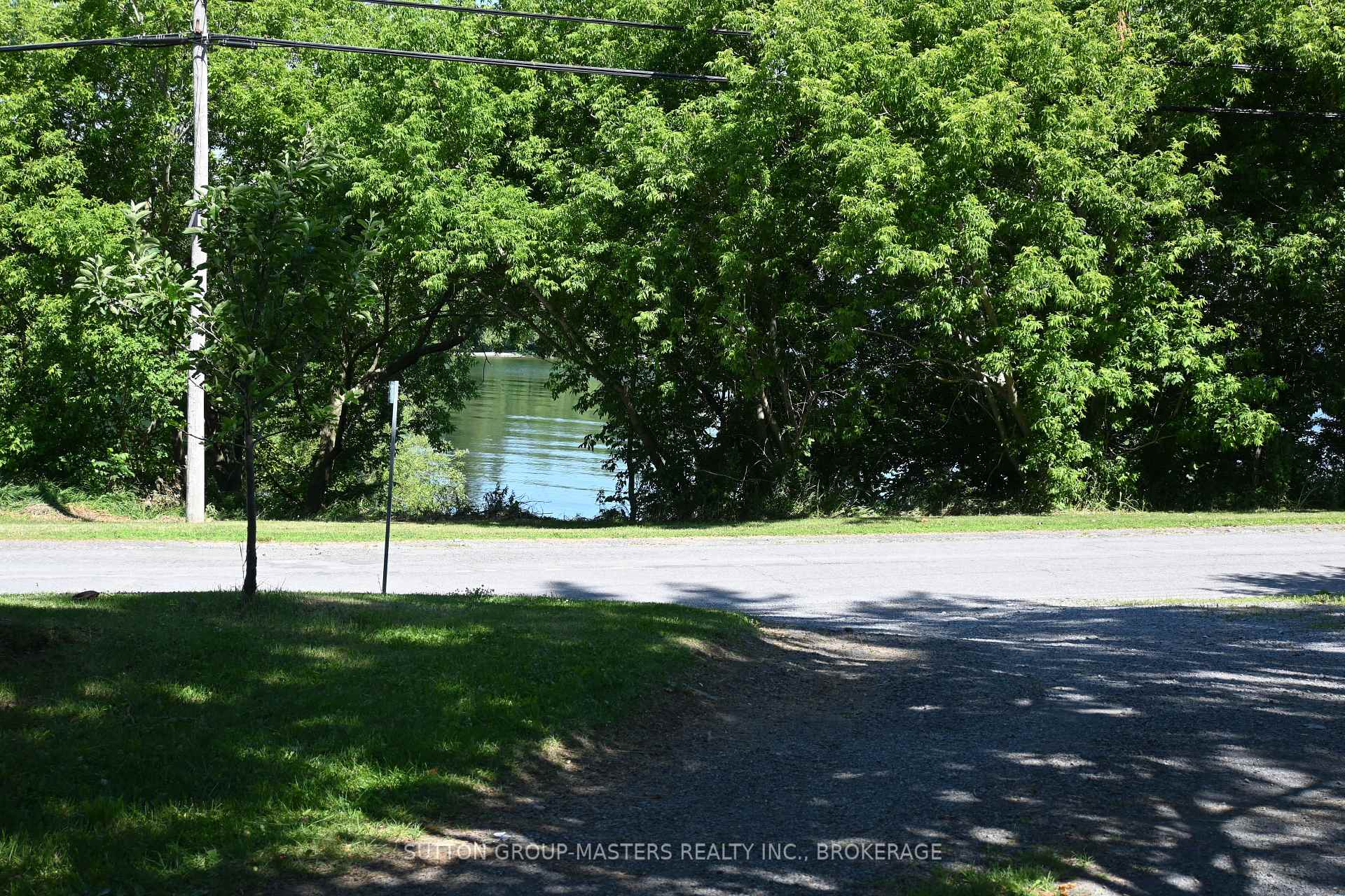 Photo 37 of 5175 Front Road, Frontenac Islands, The Islands — HOMEH