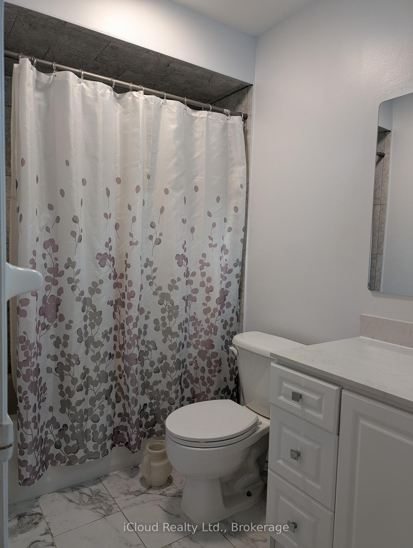 Photo 18 of 10 Polar Bear Place E, Brampton, Sandringham-Wellington — HOMEH