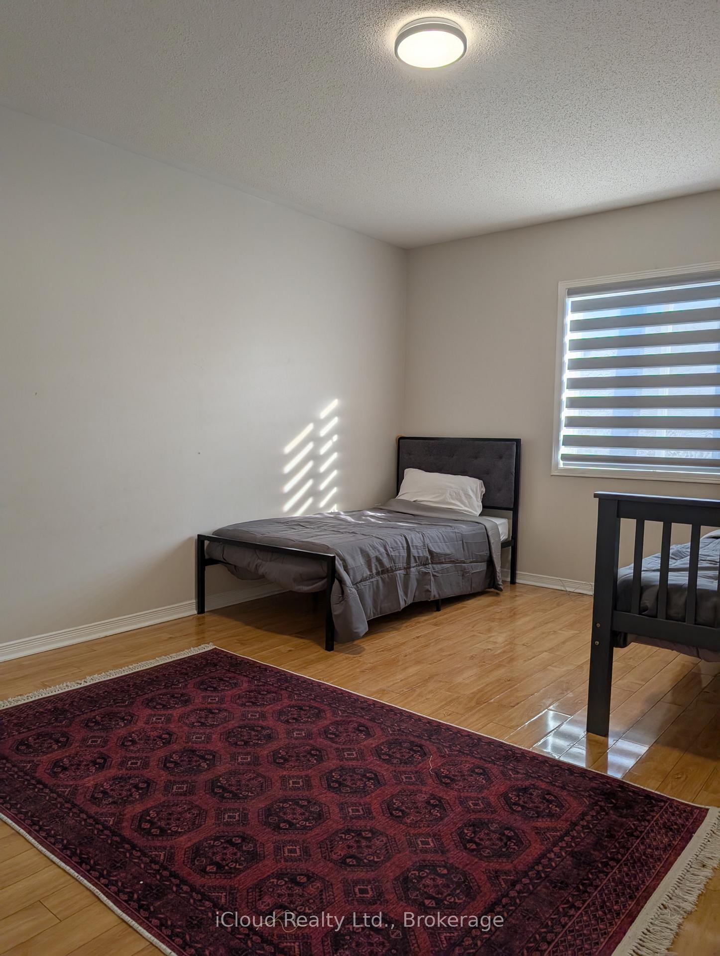 Photo 26 of 10 Polar Bear Place E, Brampton, Sandringham-Wellington — HOMEH