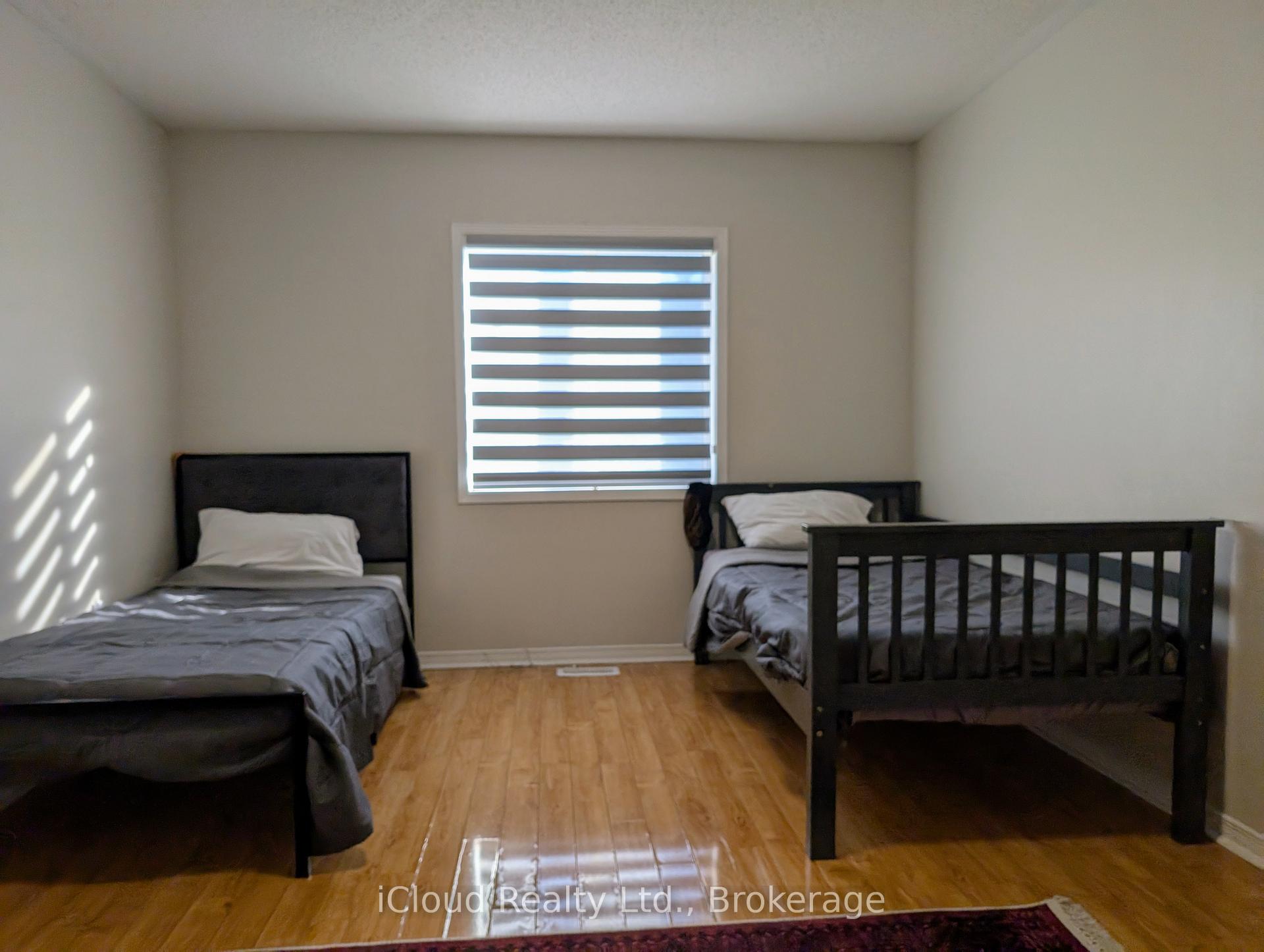 Photo 27 of 10 Polar Bear Place E, Brampton, Sandringham-Wellington — HOMEH