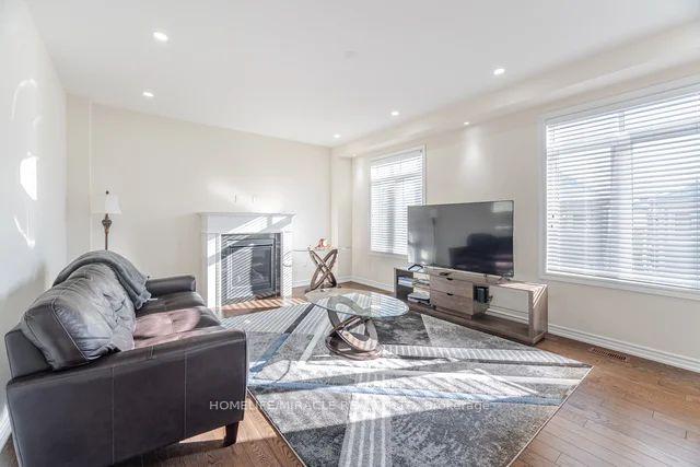 Photo 18 of 84 Roulette Crescent, Brampton, Northwest Brampton — HOMEH