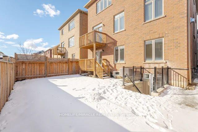 Photo 39 of 84 Roulette Crescent, Brampton, Northwest Brampton — HOMEH